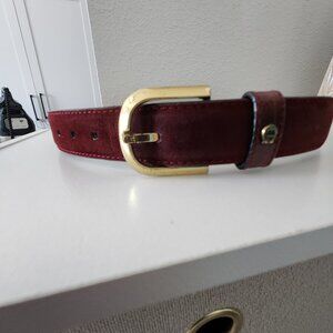 Ladies Belt in Burgundy suede leather - Size = 30"